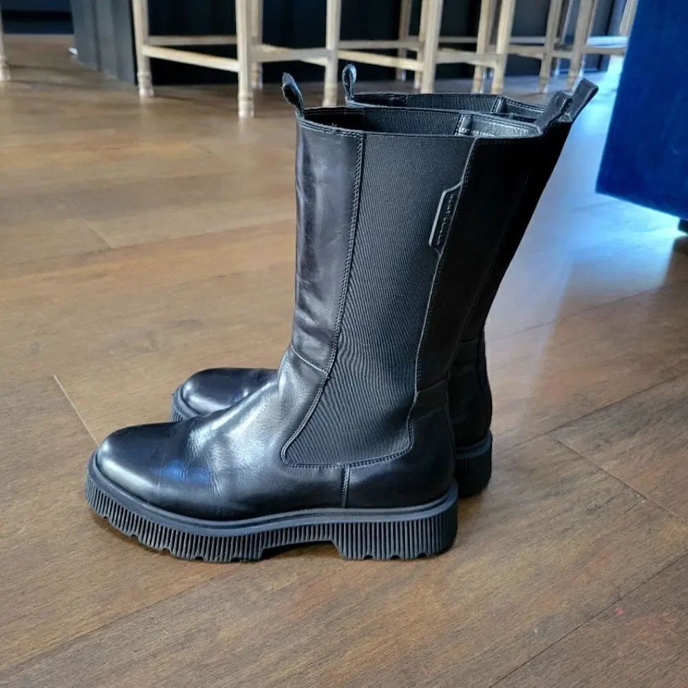 Kurt Geiger London lug sole boots 40 10